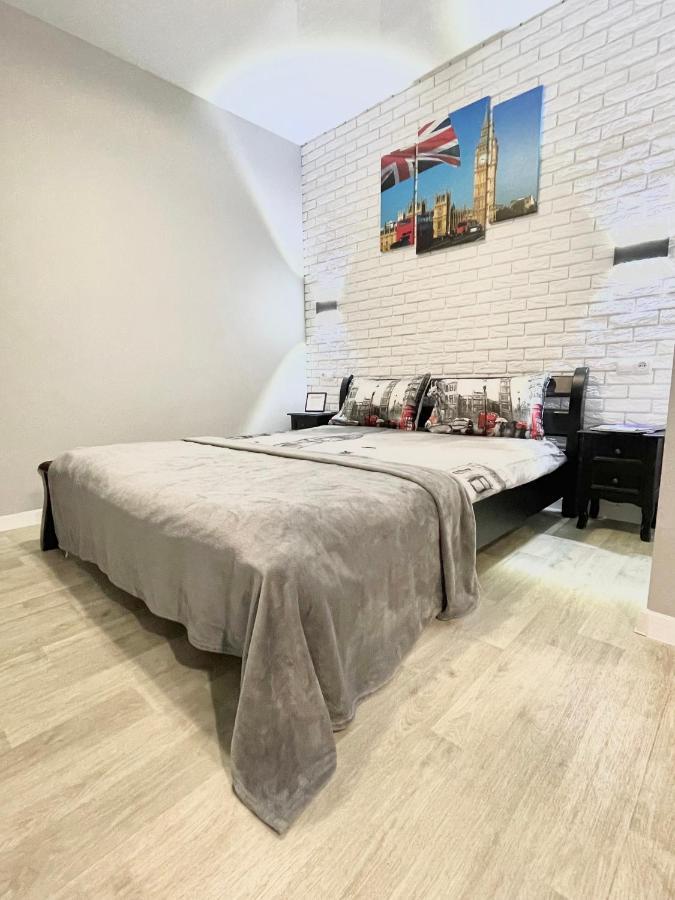 Apartment Studio London 92 イルピン エクステリア 写真